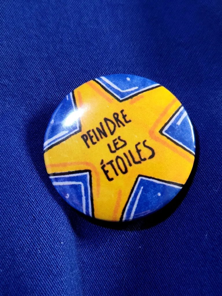 2_badge_Peindre-les-etoiles_32mm.webp