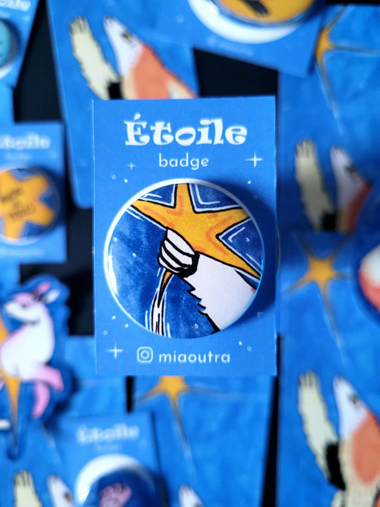 Badge 32mm - Hoshi, Peintresse d’étoiles